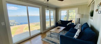 Lake Marion Lakehouse with 180° lake view