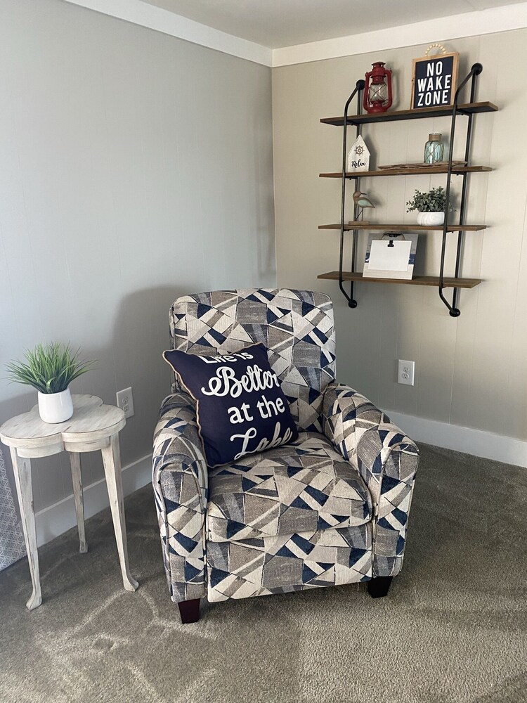 Lake Marion Lakehouse with 180° lake view Calhoun County Vrbo