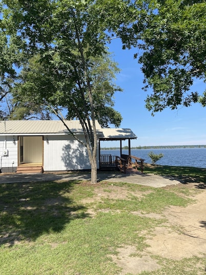 Lake Marion Lakehouse with 180° lake view