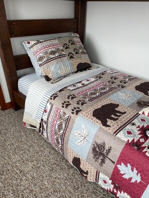 3 Schlafzimmer, kostenloses WLAN, Bettwäsche