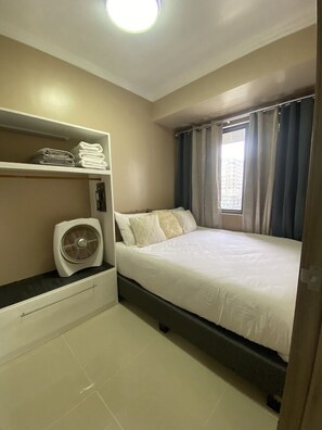 1 bedroom, iron/ironing board, free WiFi, bed sheets