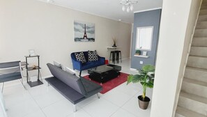 Apartment | Living area