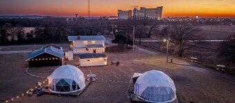 Guest House Cabin – 2 Mins to WinStar  Extended Stay Comfort