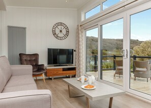 Living area - 4 bedroom accommodation in Cheddar (Cheddar)