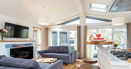 2 Schlafzimmer Unterkunft in Wootton Bridge, Nr Cowes