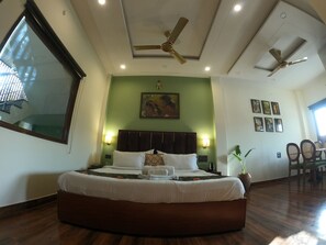 Suite estudio familiar, 1 cama de matrimonio grande | Wifi gratis