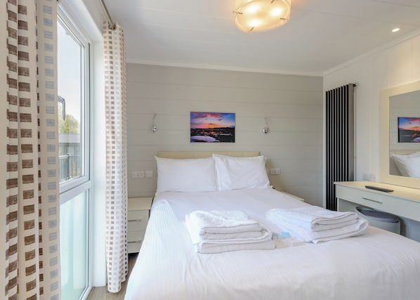 4 bedrooms