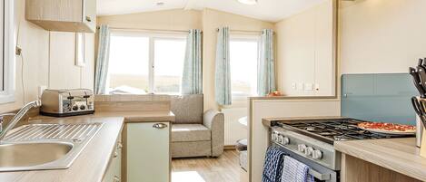 Fridge, oven, stovetop, toaster