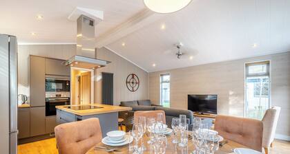 Bakewell Premier Lodge