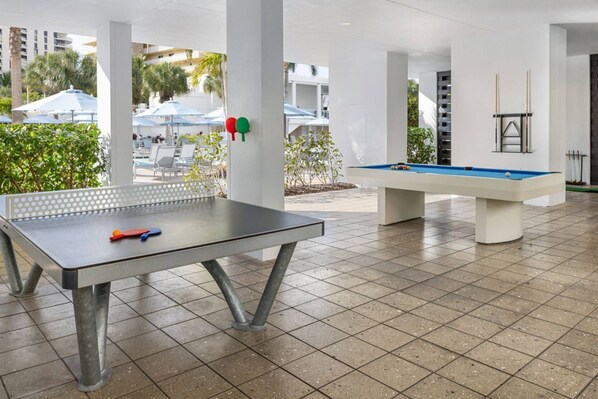 Unclassified image, 1 of 41, button