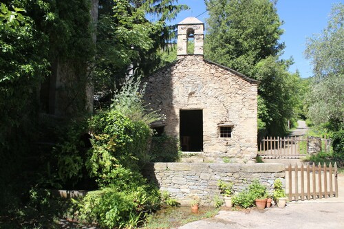 Dans le Décor du Roman Culte Mal'concilio