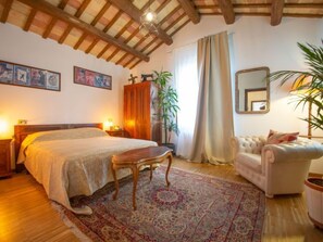 3 chambres, fer et planche à repasser, accès Internet