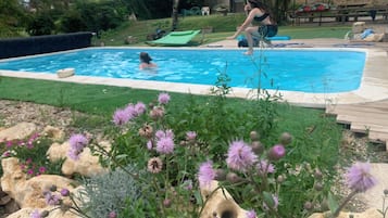 Piscine extérieure, piscine chauffée