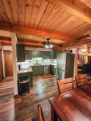Interior - "The Northern Star" Townhouse @ Snowshoe on Raven Golf Course (Snowshoe)