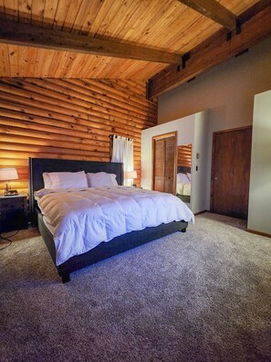 4 bedrooms, WiFi, bed sheets - "The Northern Star" Townhouse @ Snowshoe on Raven Golf Course (Snowshoe)