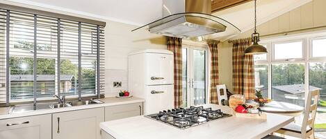 Refrigerador, horno, parrilla de estufa y lavavajillas