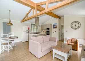 Unclassified image, 2 of 15, button