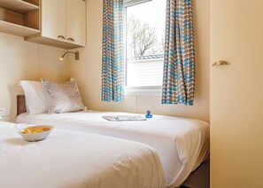 2 bedrooms