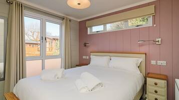 2 bedrooms