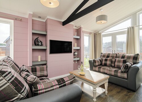 2 Schlafzimmer Unterkunft in Canterbury