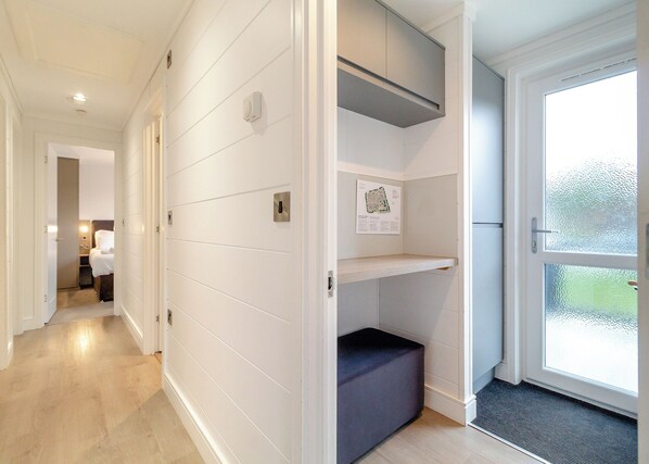 4 bedrooms