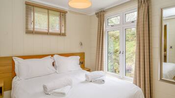 2 bedrooms, free WiFi