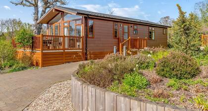 2 bedroom accommodation in Holton Heath