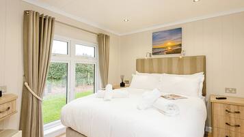 2 bedrooms