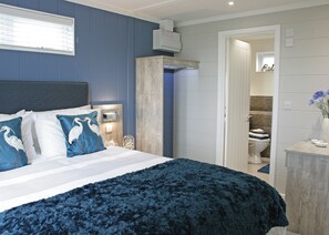 3 bedrooms - 3 bedroom accommodation in Sandymouth Bay, Bude (Sandymouth Bay, Bude)