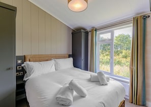 4 bedrooms, free WiFi