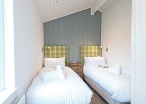2 bedrooms