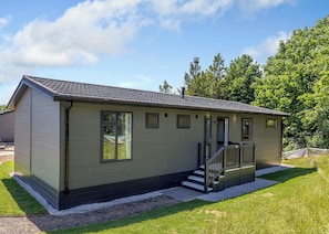 Exterior - 4 bedroom accommodation in Ashbourne (Ashbourne)