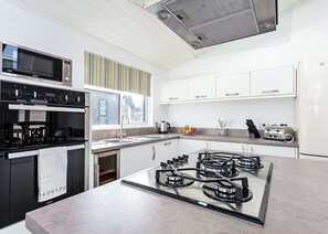 Fridge, oven, stovetop, dishwasher - 4 bedroom accommodation in Wootton Bridge, Nr Cowes (Wootton Bridge, Nr Cowes)