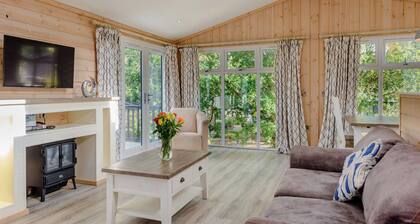 2 Schlafzimmer Unterkunft in Wootton Bridge, Nr Cowes