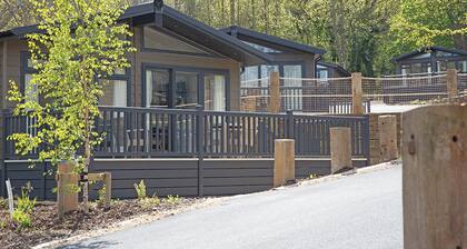 1 bedroom accommodation in Wootton Bridge, Nr Cowes