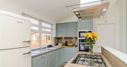 2 bedroom accommodation in Canterbury