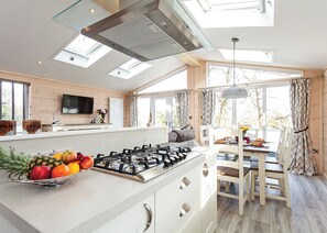 Fridge, oven, stovetop, dishwasher - 3 bedroom accommodation in Wootton Bridge, Nr Cowes (Wootton Bridge, Nr Cowes)