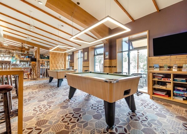 Spielezimmer