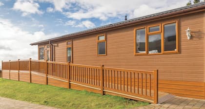 Cheddar Lodge Premier WF