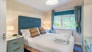 2 bedrooms, WiFi (free) - Cheddar Lodge Premier WF (Cheddar)