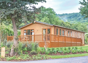 Exterior - Axbridge Lodge Premier (Cheddar)