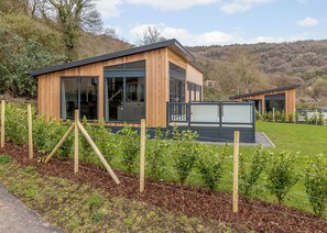 House - 4 bedroom accommodation in Cheddar (Cheddar)