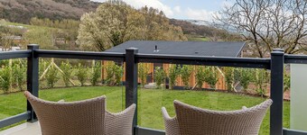 4 bedroom accommodation in Cheddar