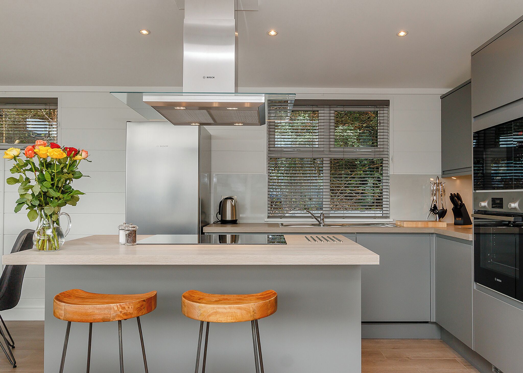 Réfrigérateur, four, plaque de cuisson, lave-vaisselle