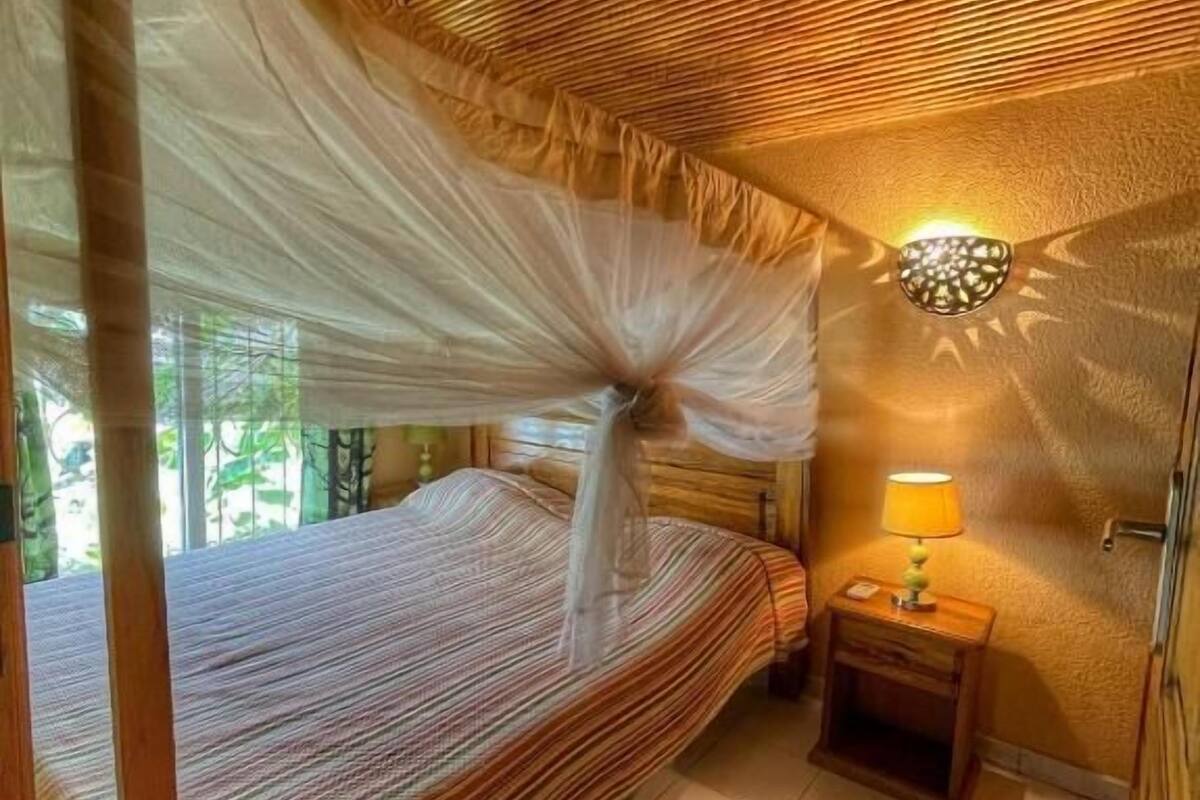 Villa familiar | Cortinas blackout y wifi gratis 