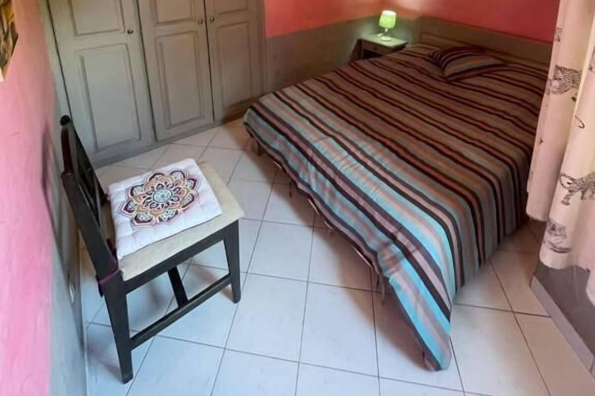 Villa Confort | Cortinas blackout y wifi gratis 