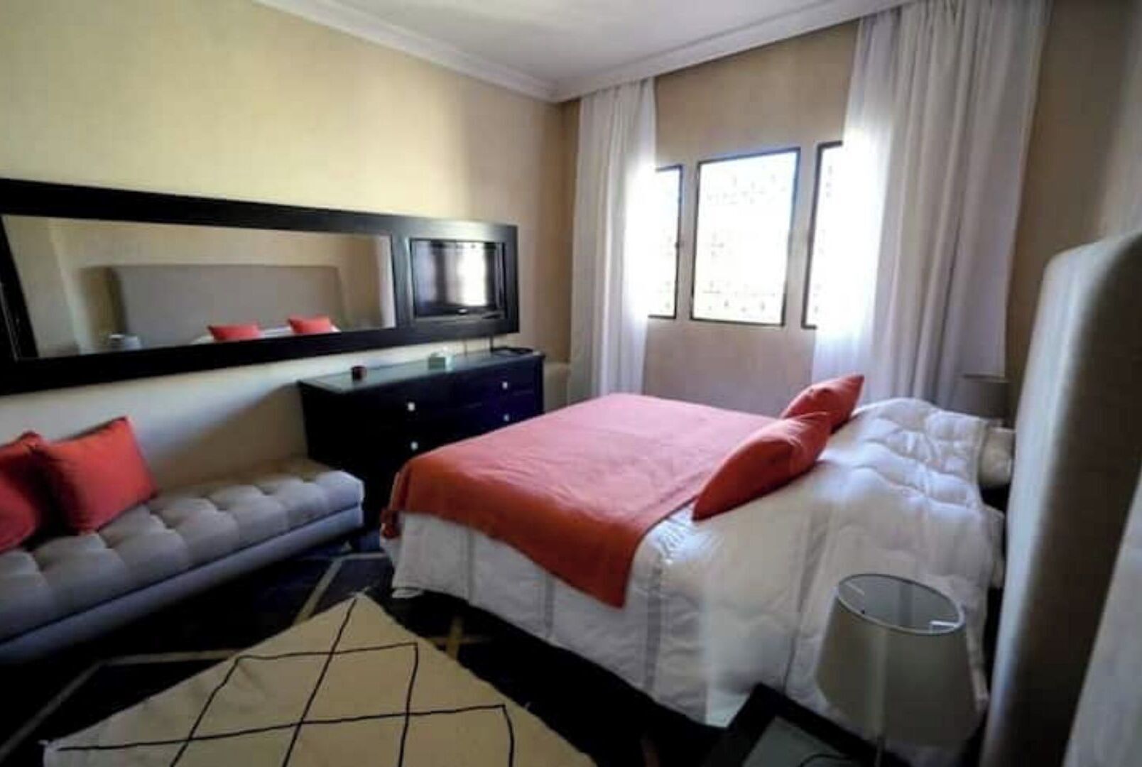 3 bedrooms, WiFi, bed sheets