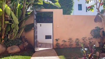 Enceinte de lâhĂ©bergement