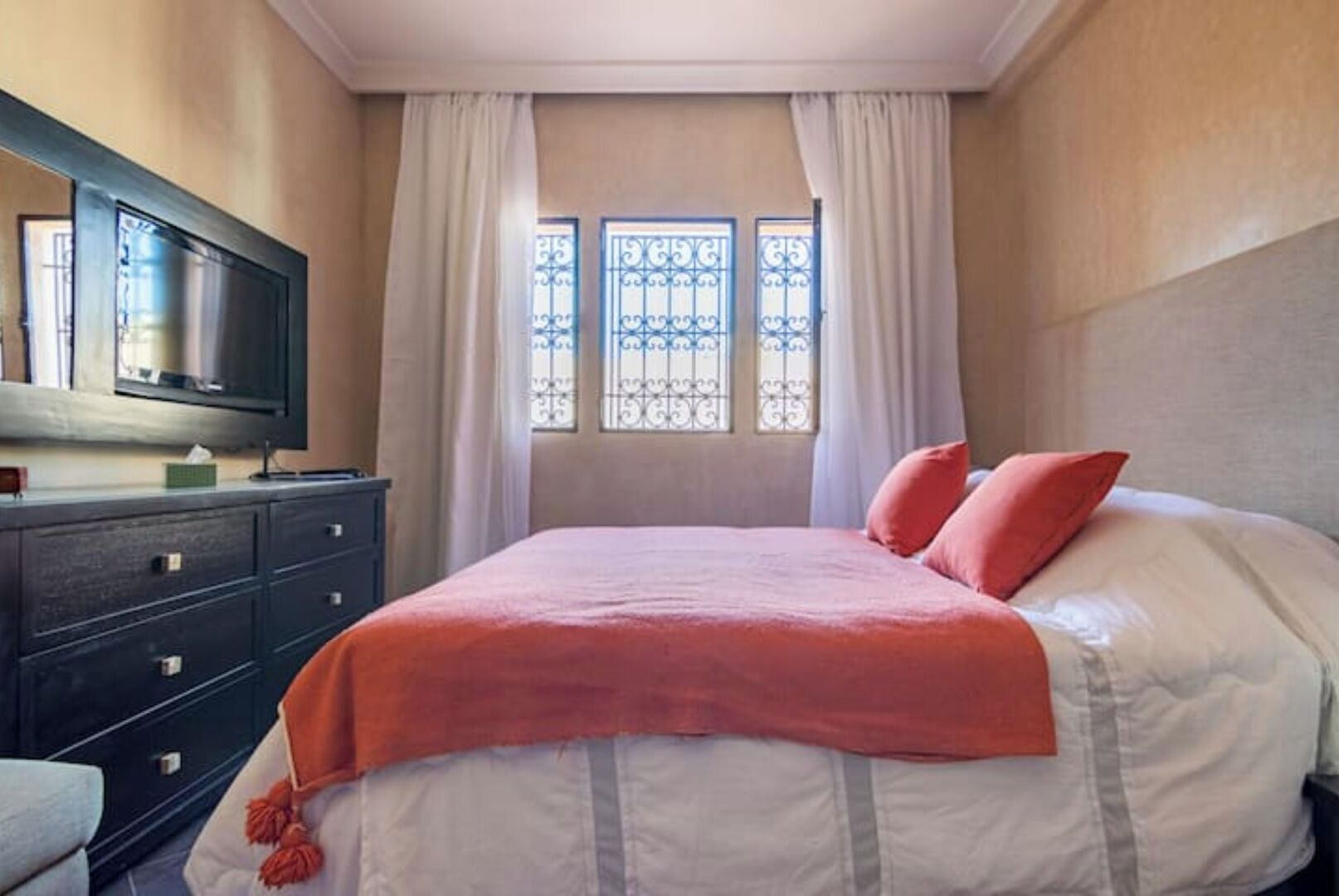3 chambres, Wi-Fi, draps fournis