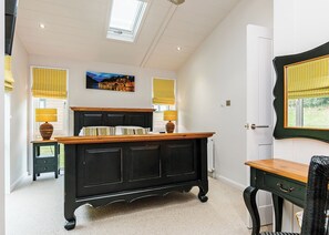 Interior - Brunel Premier Elegance Lodge 2 (Cheddar)